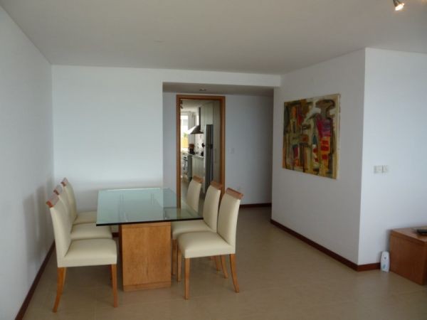 Excelente departamento en Edificio de categoría frente a Playa de los Ingleses